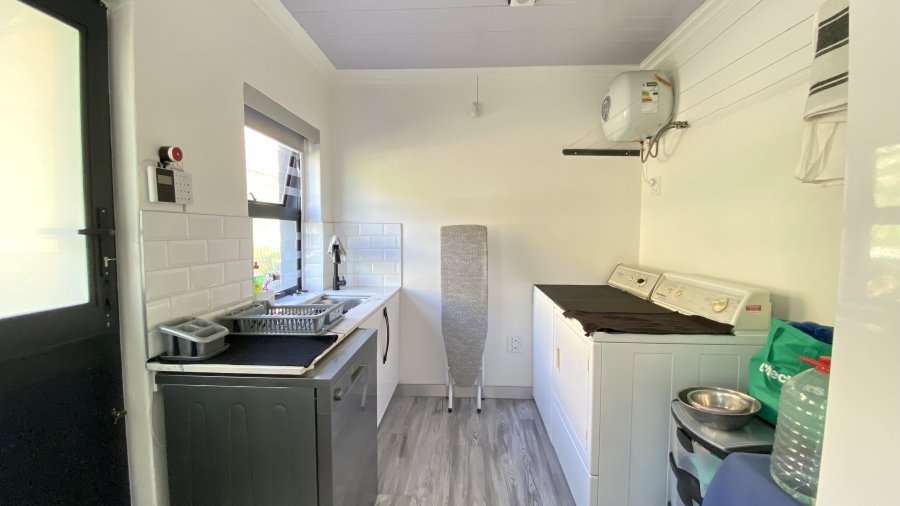 3 Bedroom Property for Sale in Seaforth Western Cape